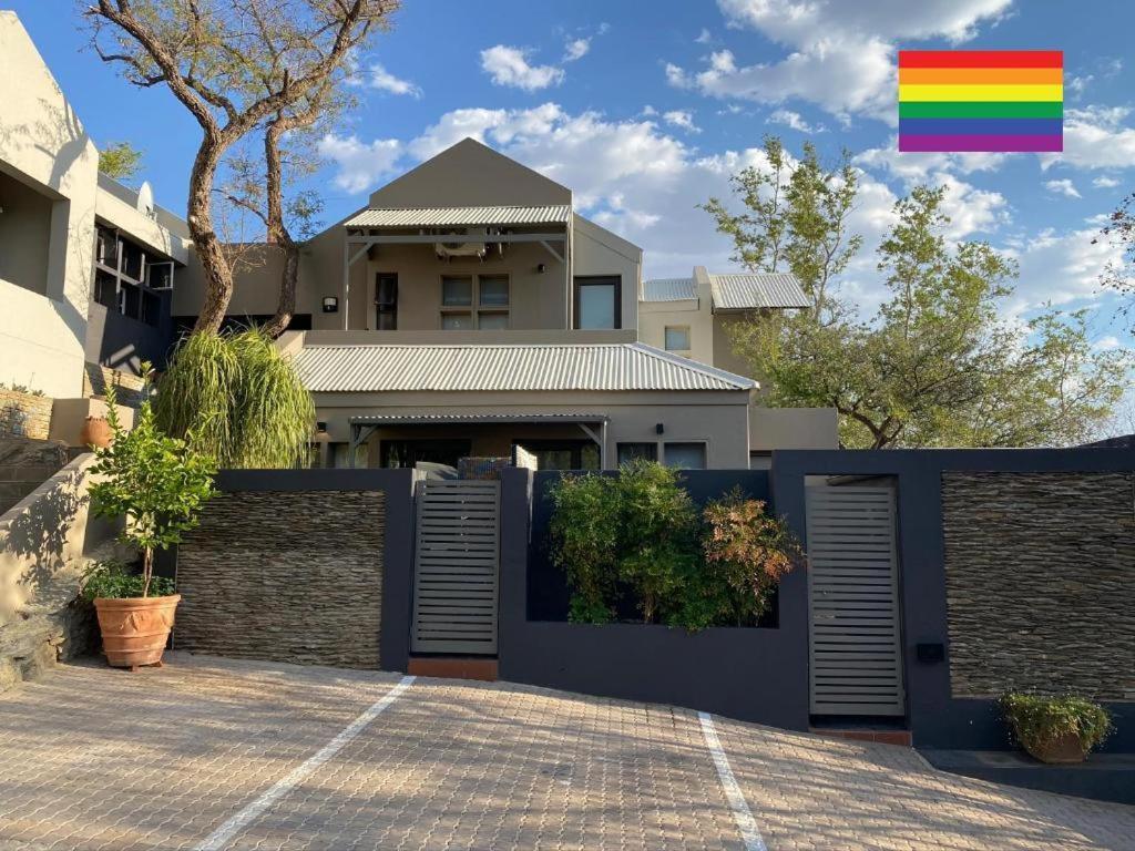 Herzinger Boutique Guesthouse Klein Windhoek Exterior foto